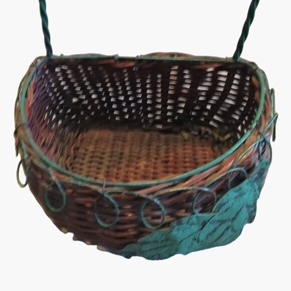 Brown Green Half Round Hanging Wicker Basket Green Metal Leaves Vintage 7 inch - Picture 4 of 11